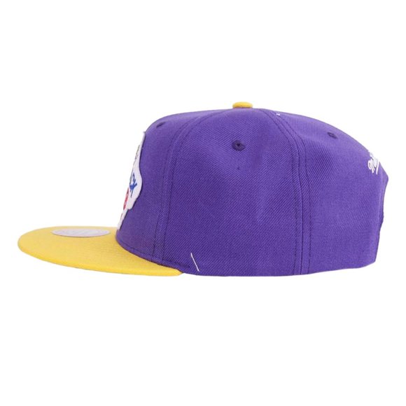 Mitchell & Ness Los Angeles Lakers Back To Back Champs Deadstock Snapback Hat - Picture 4 of 6